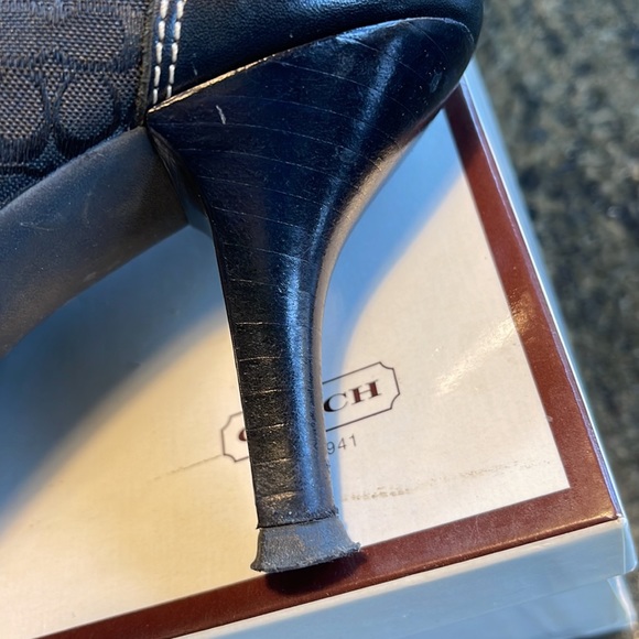 COACH "C"  LOGO WOMEN BOOTIES Size 7 1/2 - Picture 7 of 12